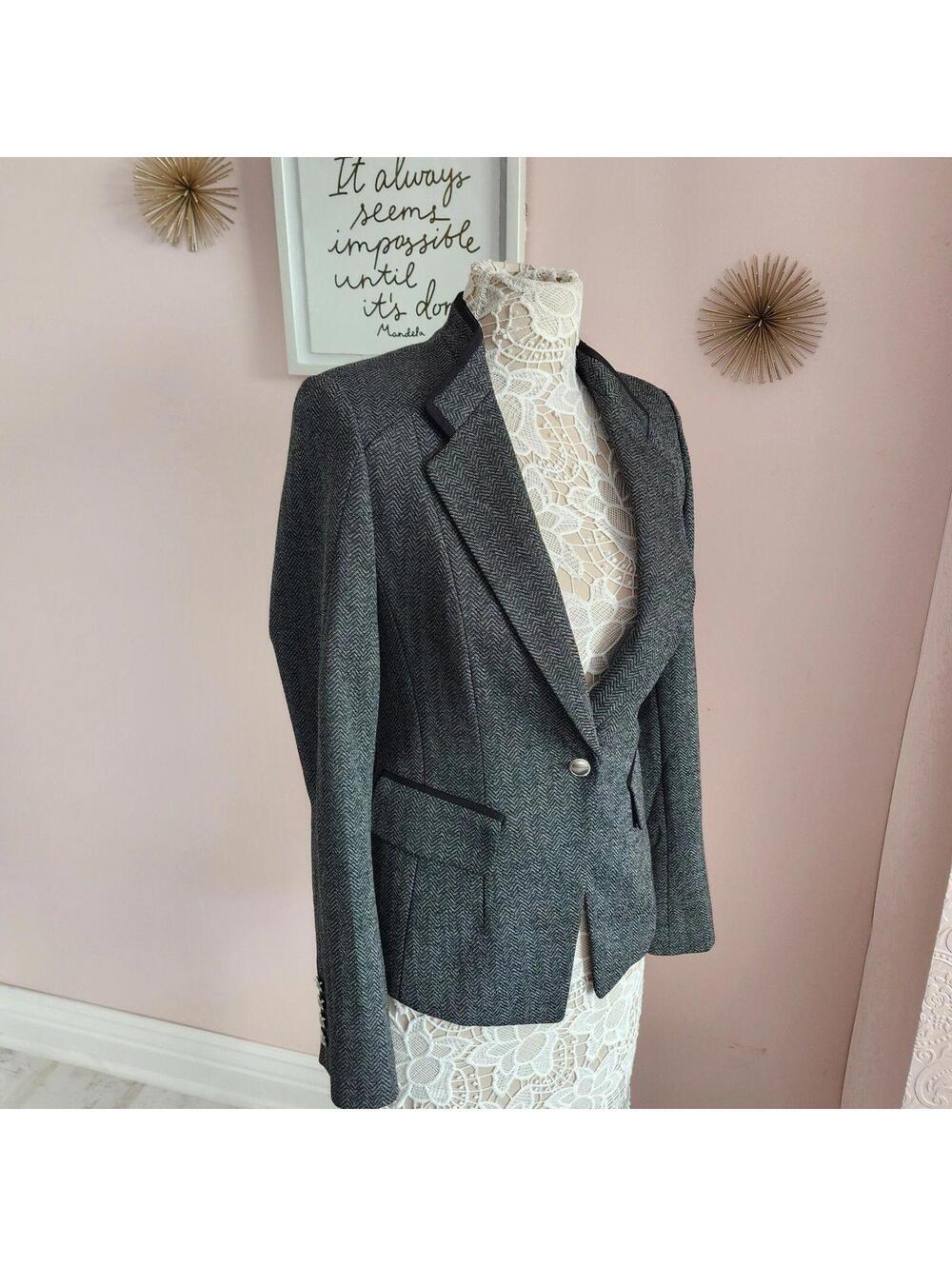 LKNW WHBM houndstooth White House Black Market 4 blazer jacket gray